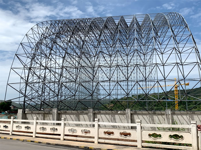 大连山寨矿储煤棚网架